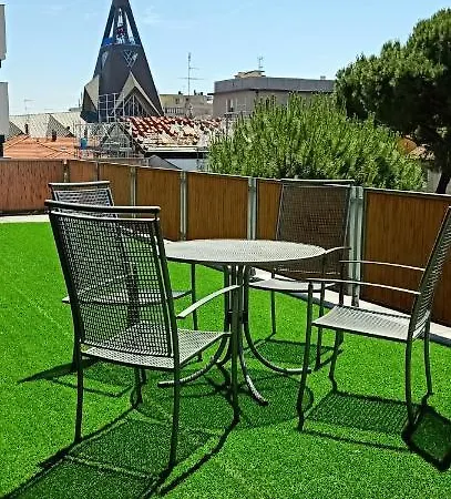 Rossella Hotel 2*