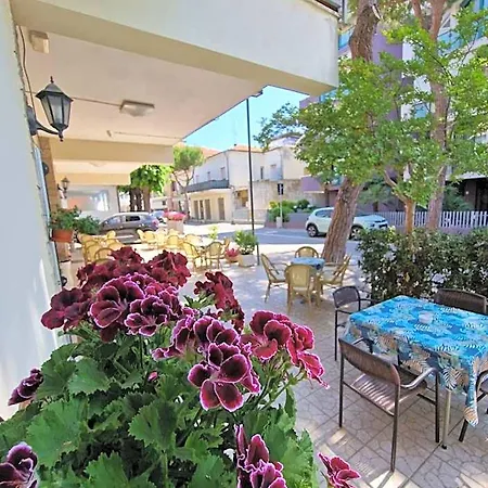 Rossella Hotel