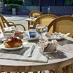 Hotel Rossella 2*